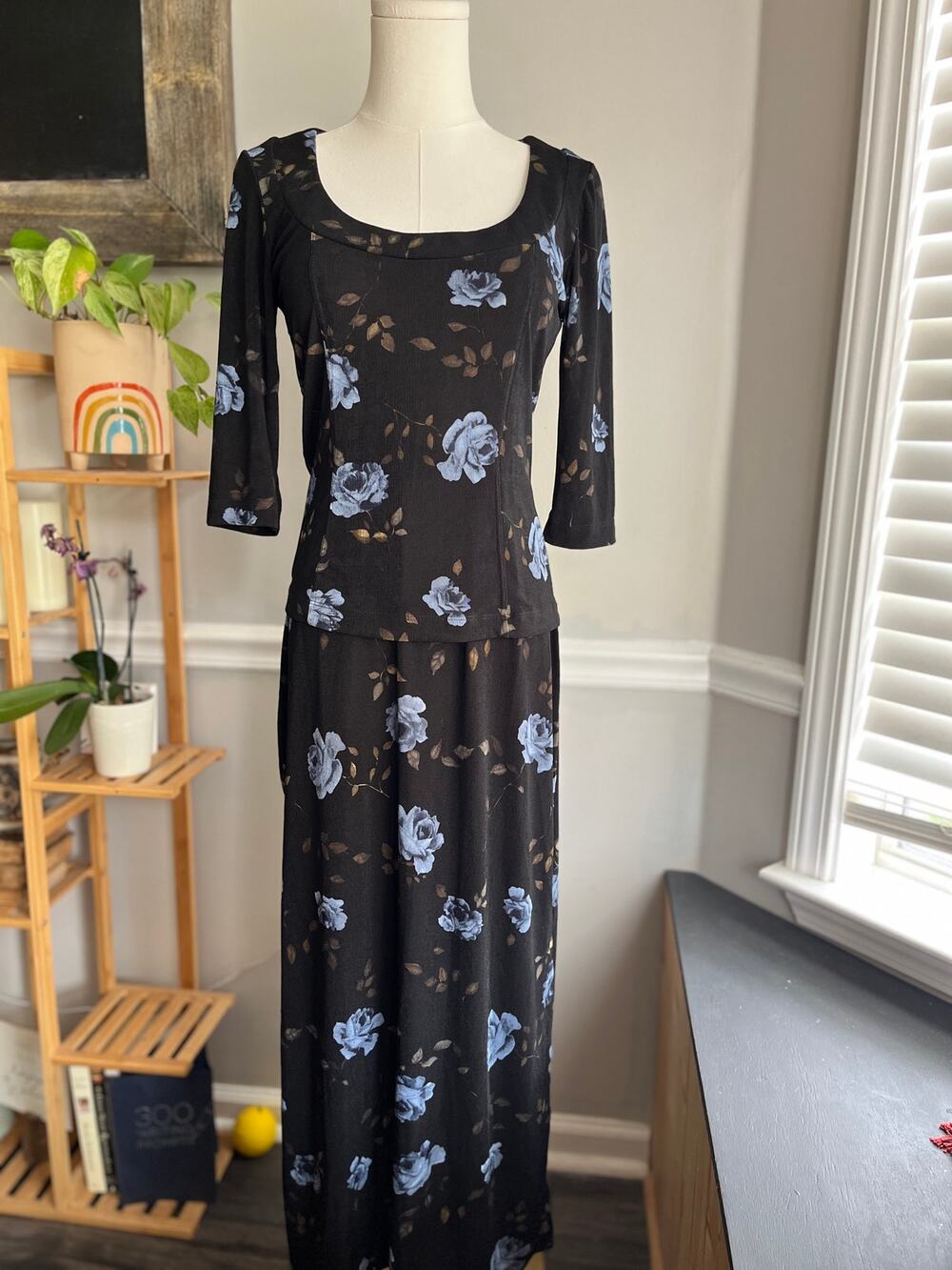 Vintage 90s Maxi Skirt Set Blue Rose Black Skirt and Blouse size Medium